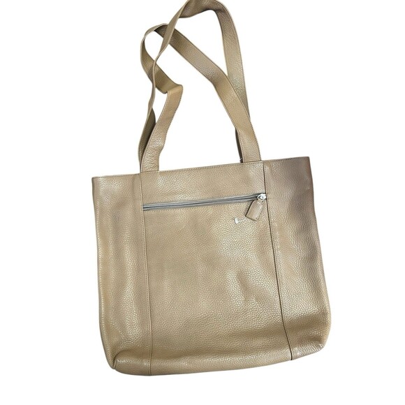 The Sak NWT Leather Tote (MSRP $95) - Picture 4 of 9